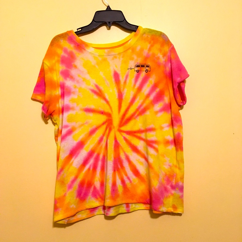 Hand tie dyed🖐 🌈 We the Free top Small